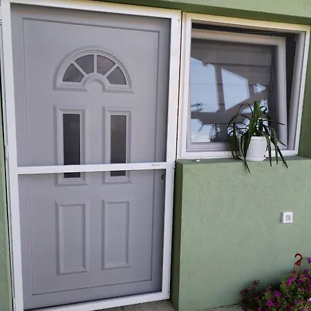 Apartman Dunav Plus Deveti Oktobar 22 Donji Milanovac Exterior photo